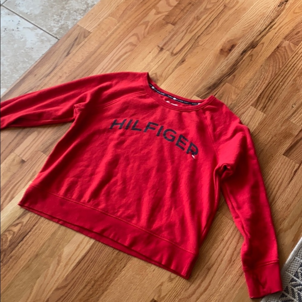 💓SALE💓Red Tommy Hilfiger pullover sweater